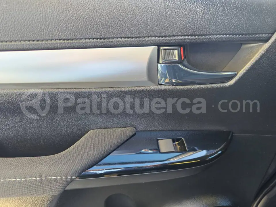 Foto 16 de Toyota Hilux CD 4x4 Diesel