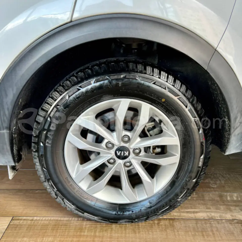 Foto 10 de Kia Sportage LX