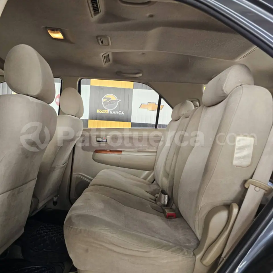 Foto 4 de Toyota Fortuner 4.0