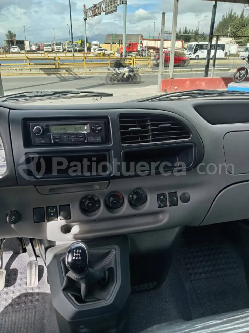 Foto 11 de JMC Touring