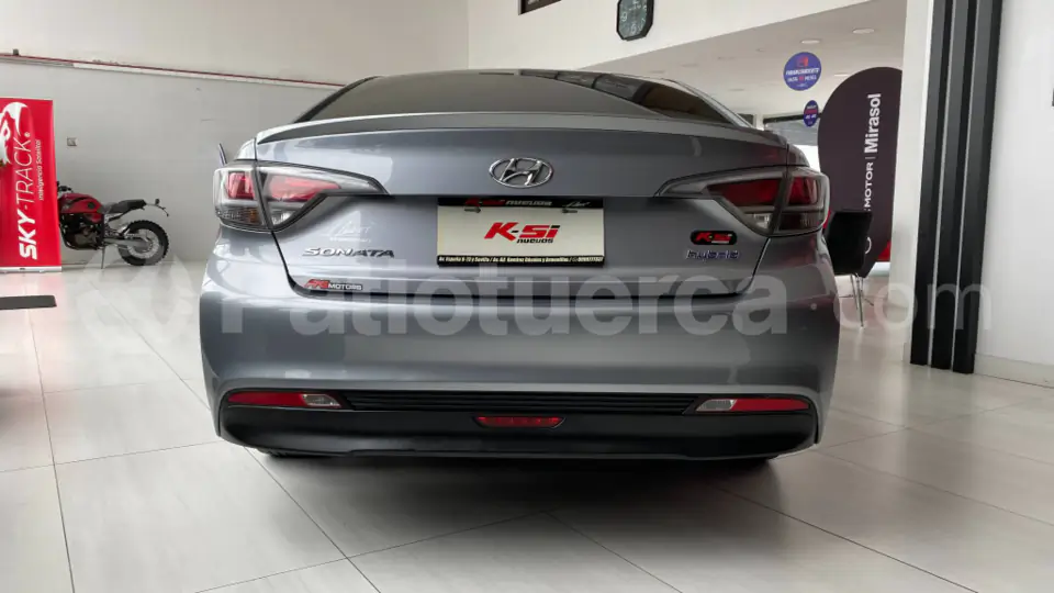Foto 8 de Hyundai Sonata Hybrid