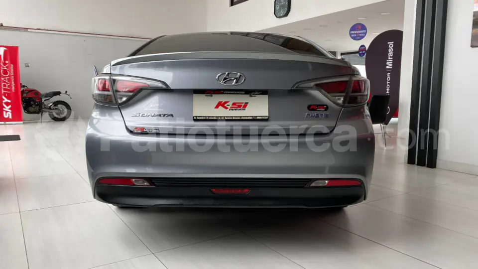 Foto 9 de Hyundai Sonata Hybrid