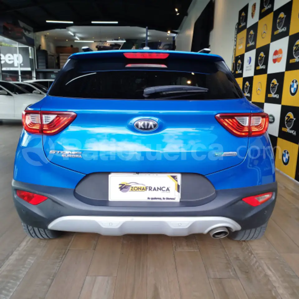 Foto 11 de Kia Stonic LX