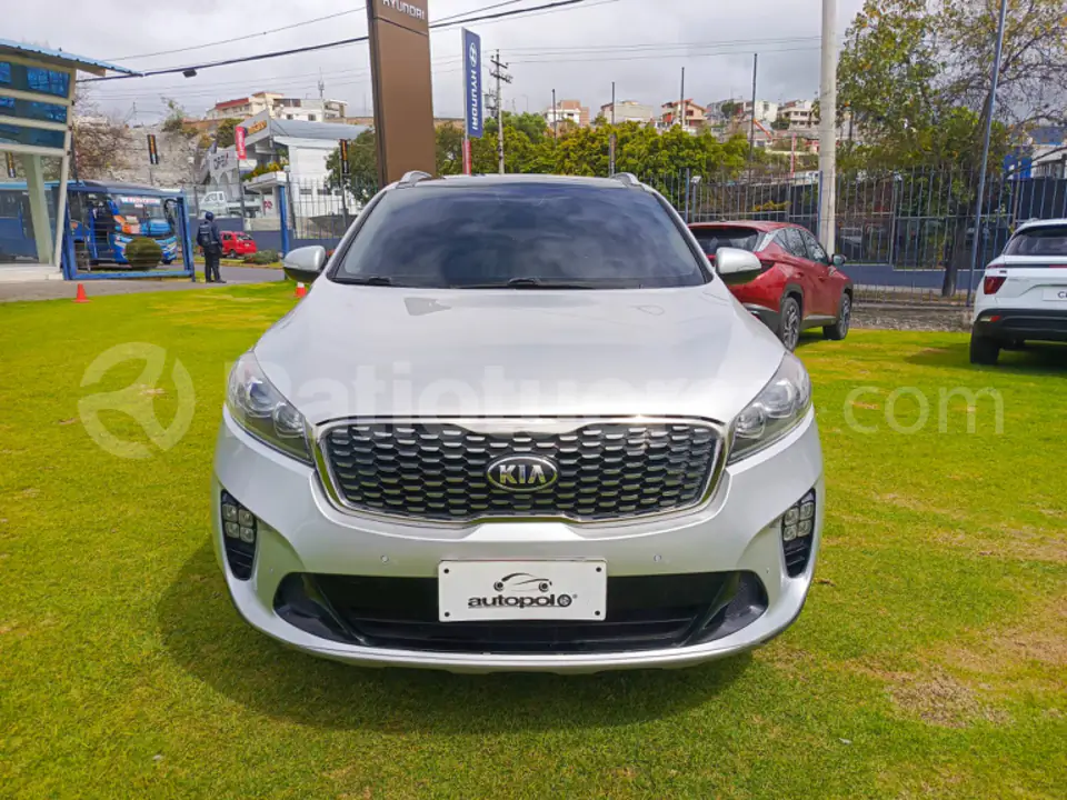 Foto 2 de Kia SORENTO GLS