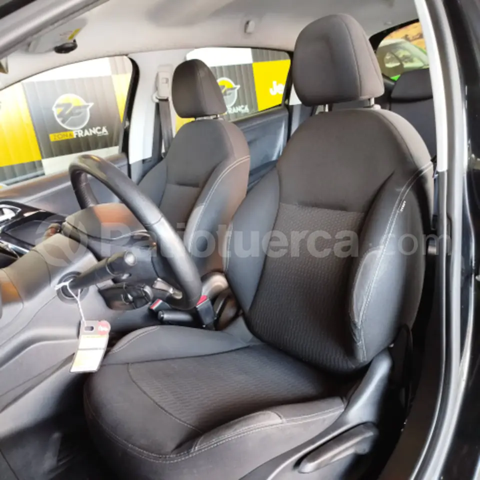 Foto 7 de Peugeot 208