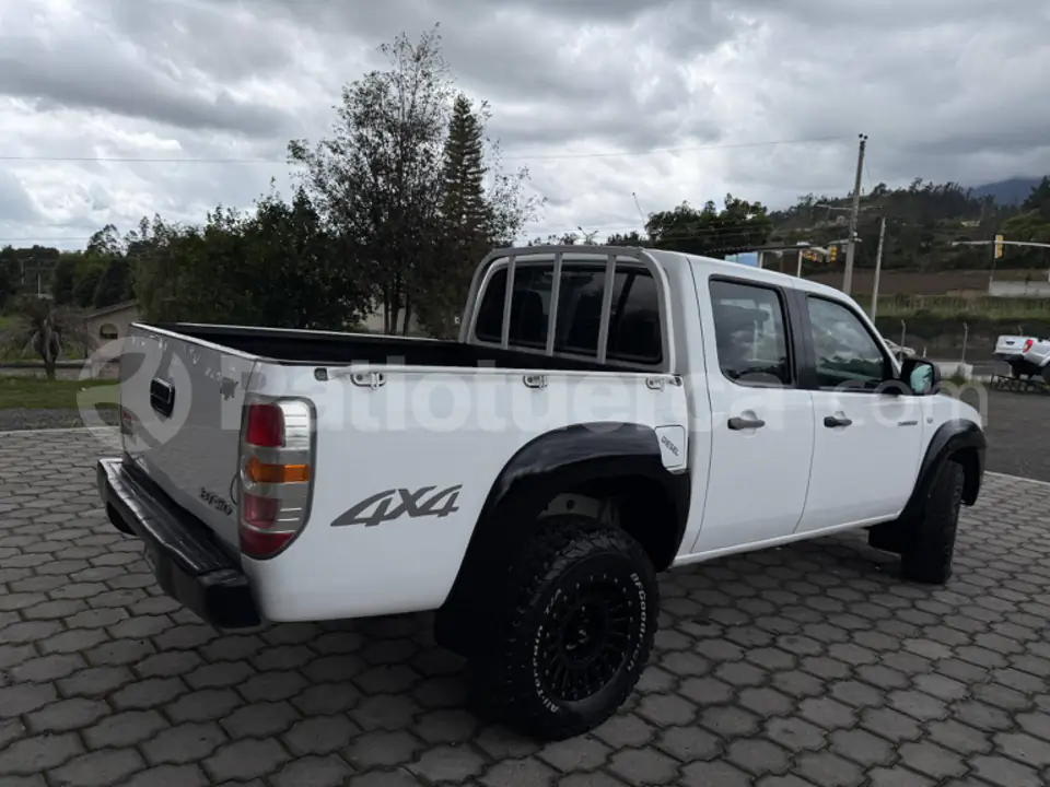 Foto 5 de Mazda BT-50 4x4 Diesel