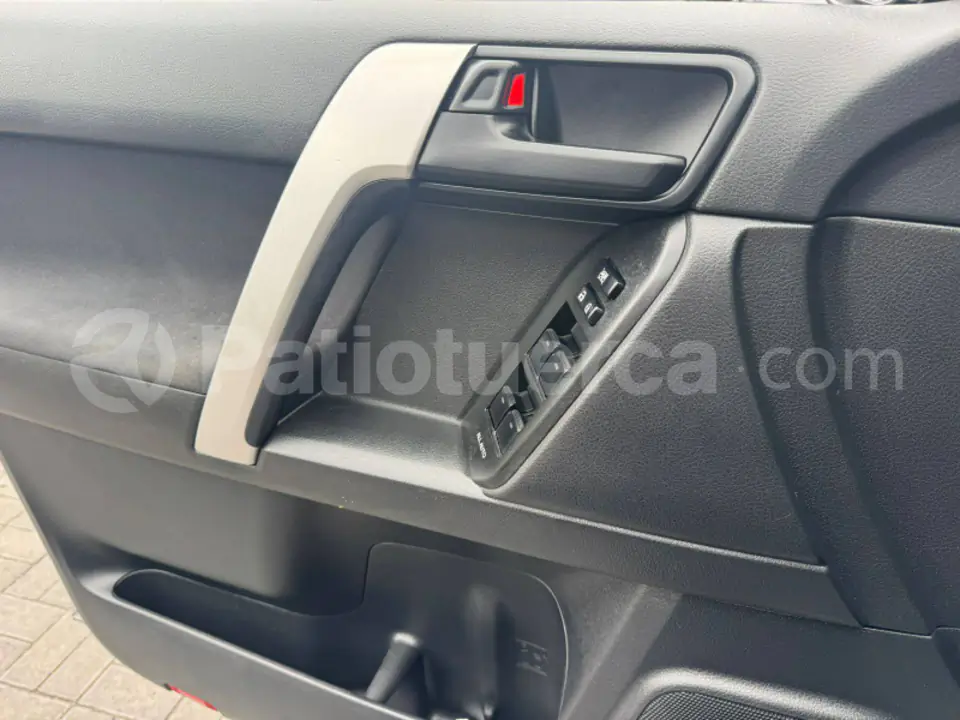 Foto 10 de Toyota Land Cruiser Prado