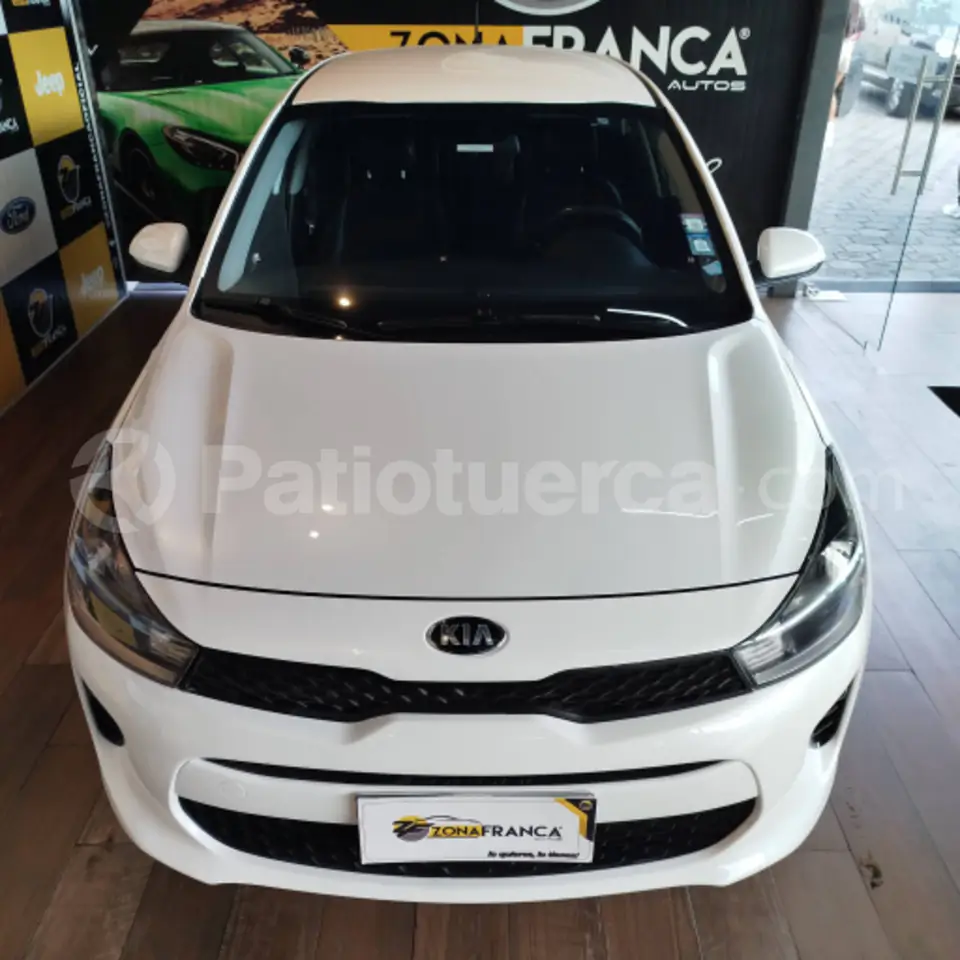 Foto 2 de Kia RIO 5