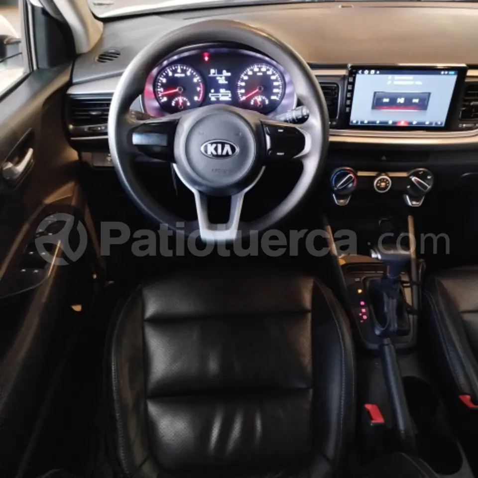 Foto 10 de Kia RIO 5