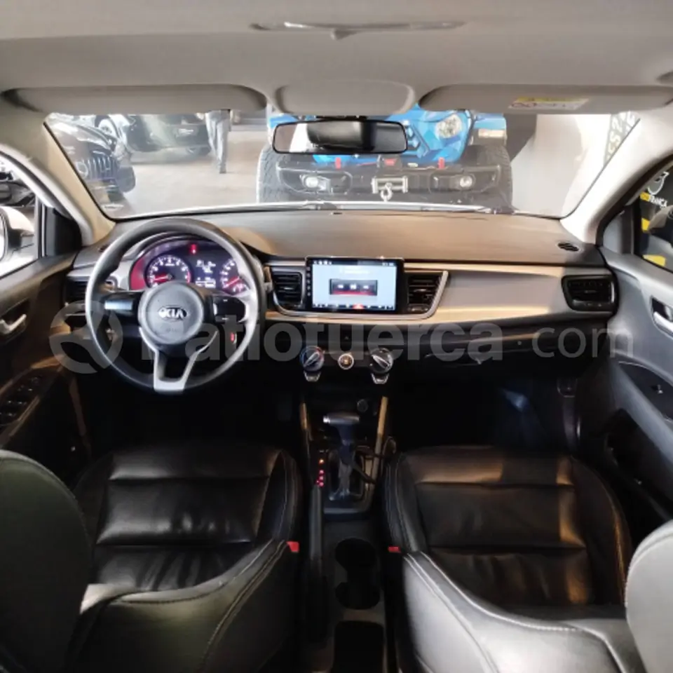 Foto 11 de Kia RIO 5