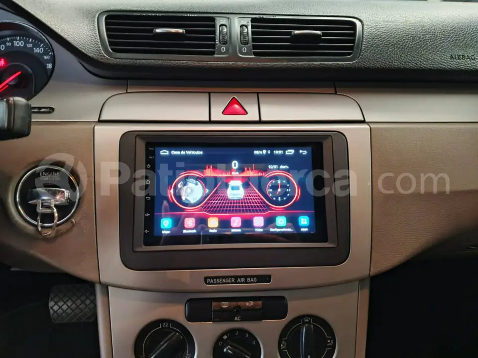 Foto 6 de Volkswagen PASSAT ADVANCE