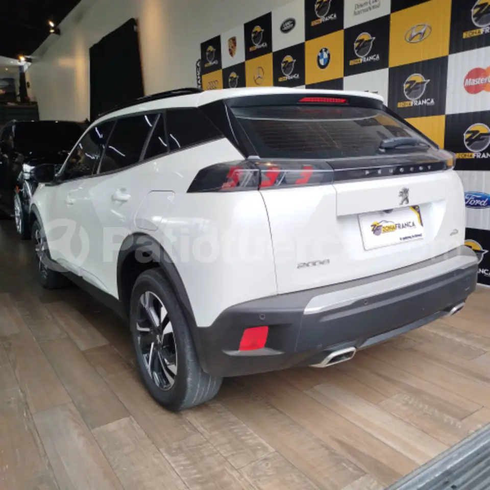 Foto 12 de Peugeot 2008 FIN p