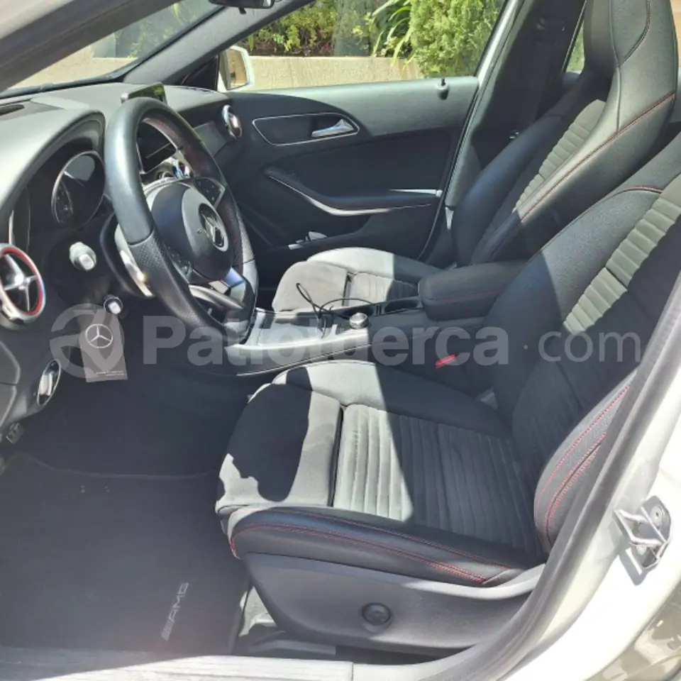 Foto 3 de Mercedes Benz GLA 250