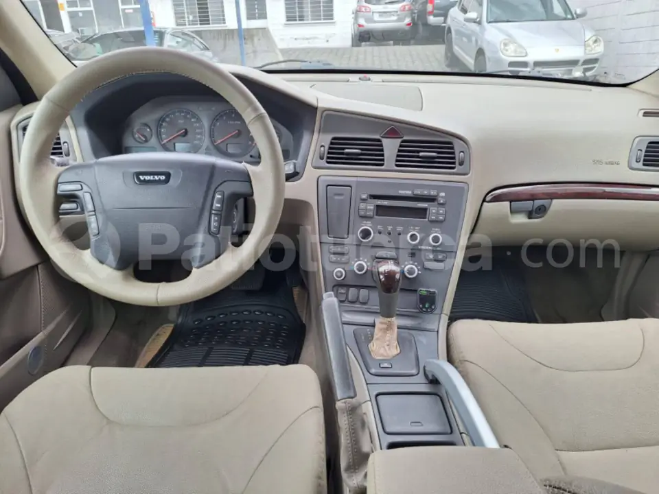Foto 6 de Volvo V70 XC
