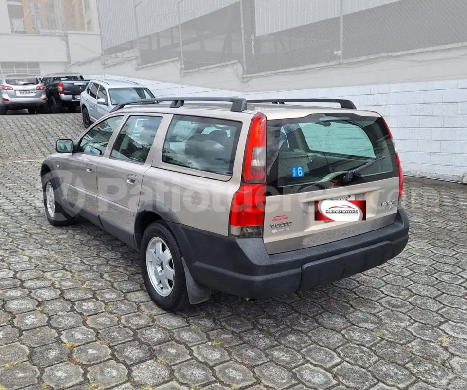 Foto 15 de Volvo V70 XC