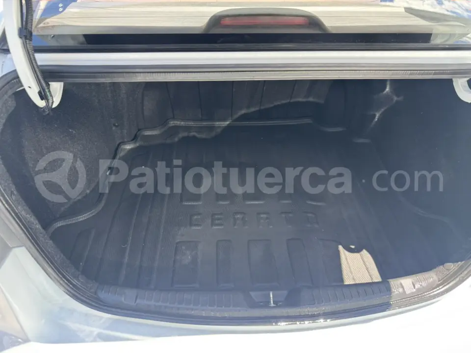 Foto 10 de Kia Cerato Forte