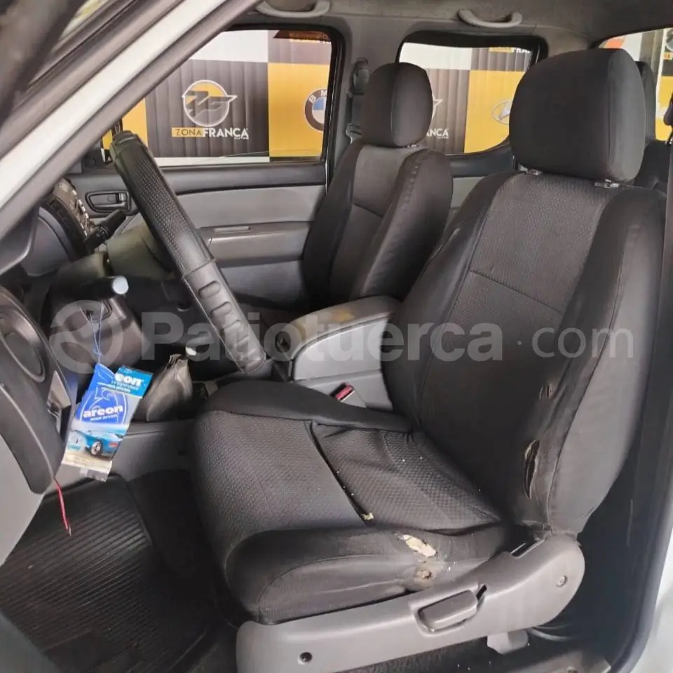 Foto 4 de Mazda BT-50 CD 4x2