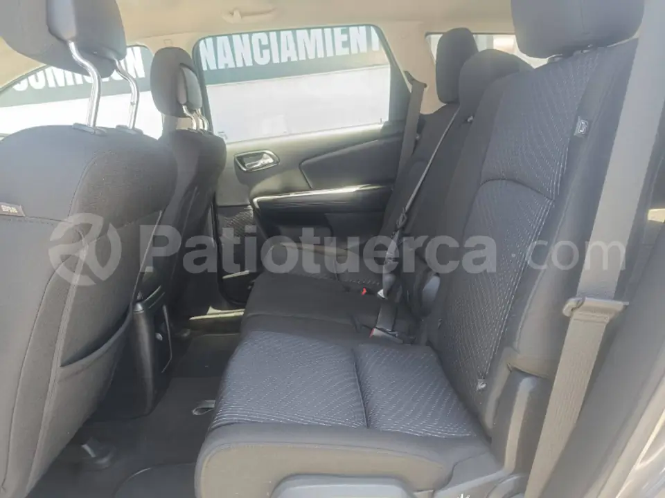 Foto 7 de Dodge Journey