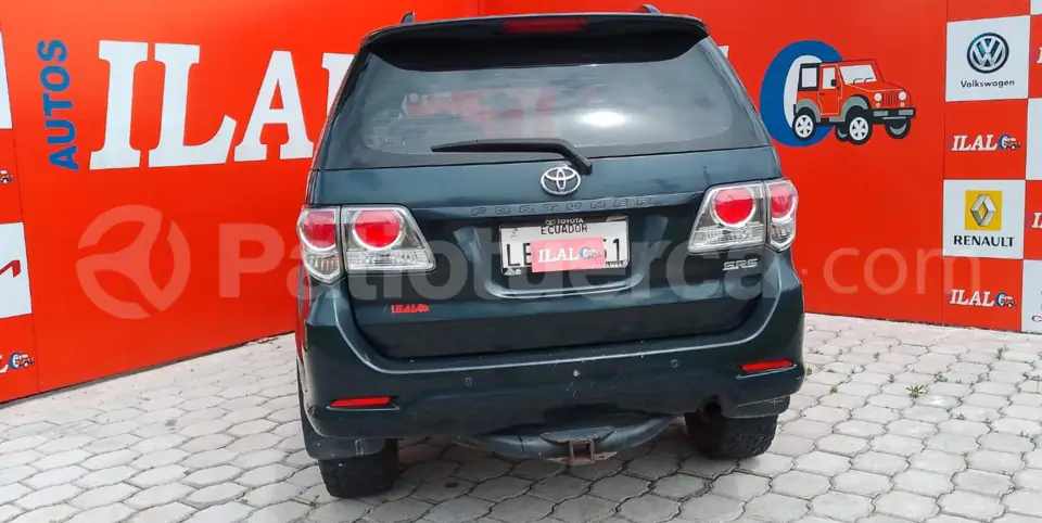 Foto 5 de Toyota Fortuner 2.7