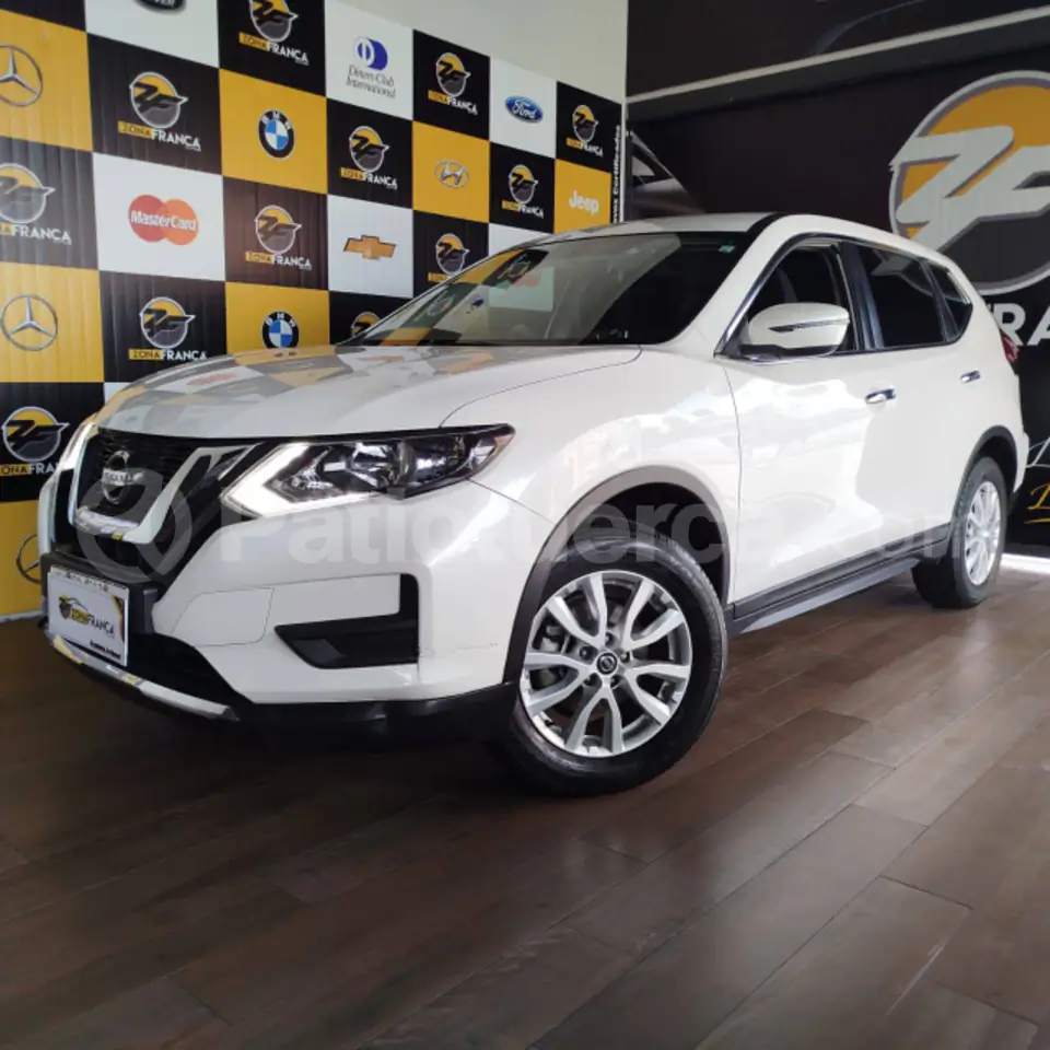 Foto 1 de Nissan X-Trail Sense