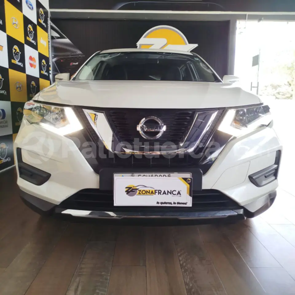 Foto 2 de Nissan X-Trail Sense