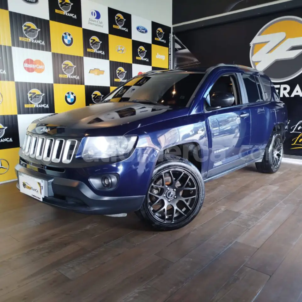 Foto 1 de Jeep Compass Sport