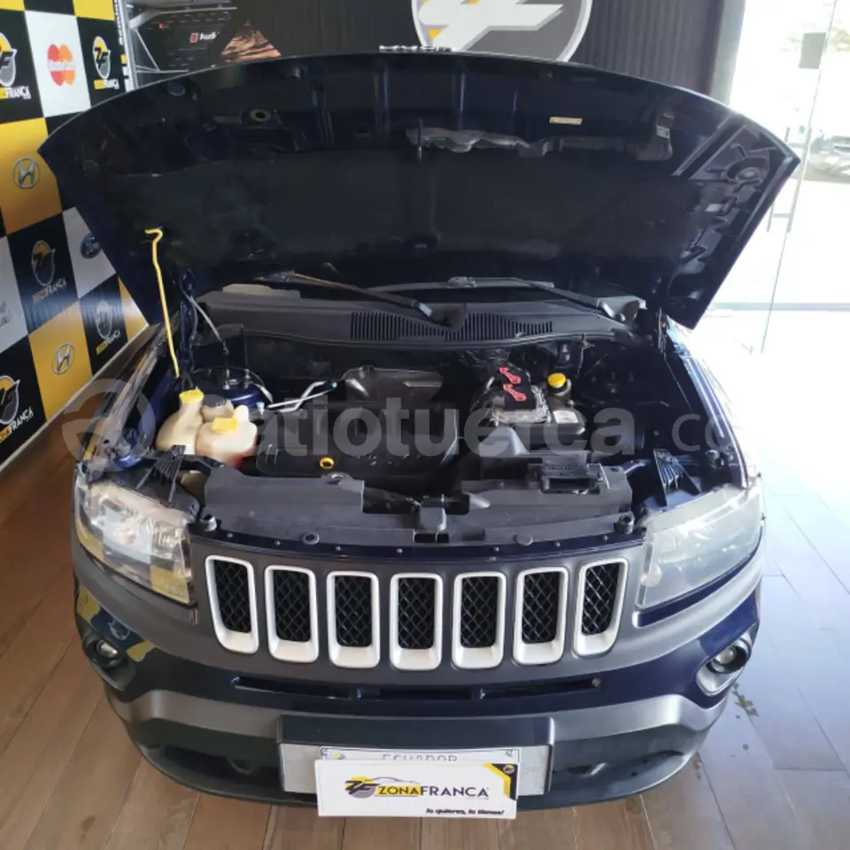 Foto 4 de Jeep Compass Sport