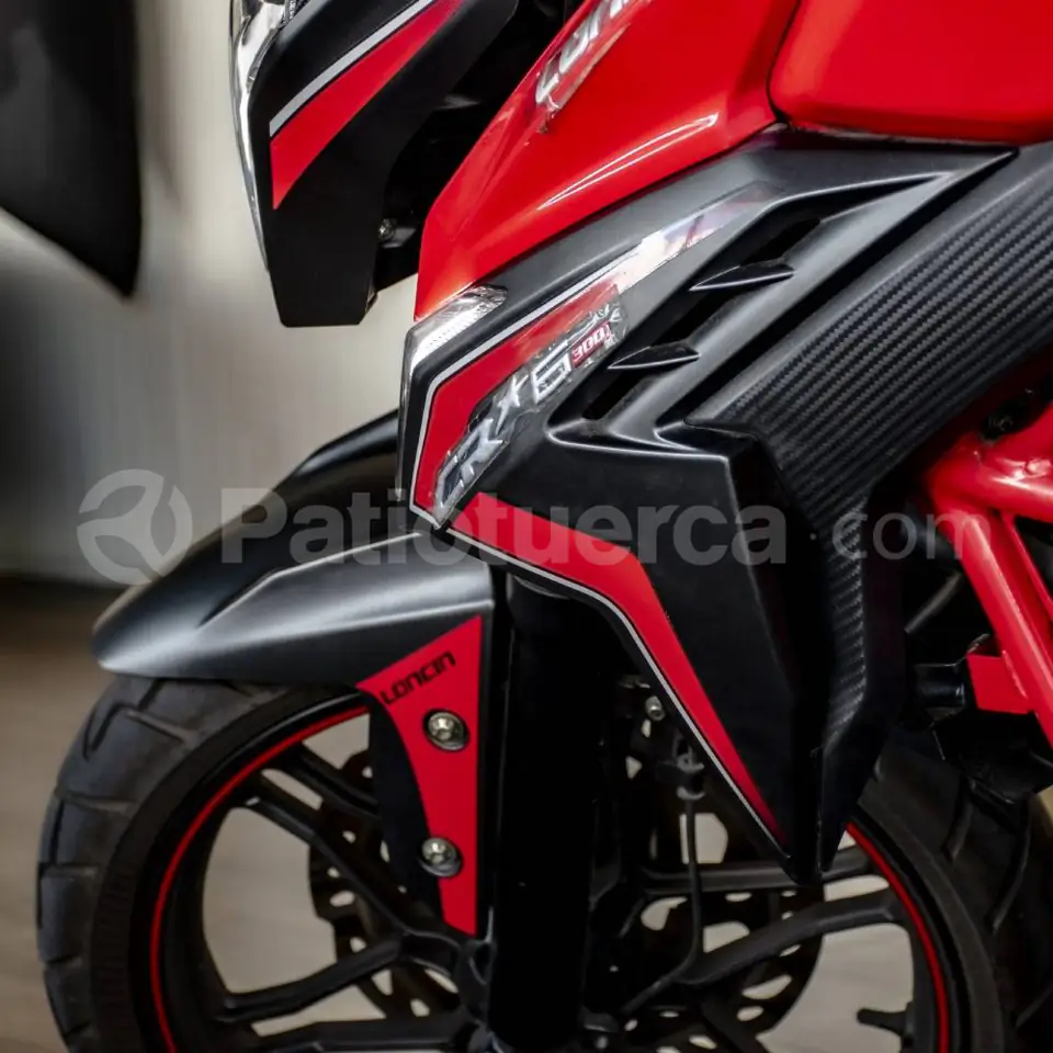 Foto 2 de Loncin LX 300 CR6