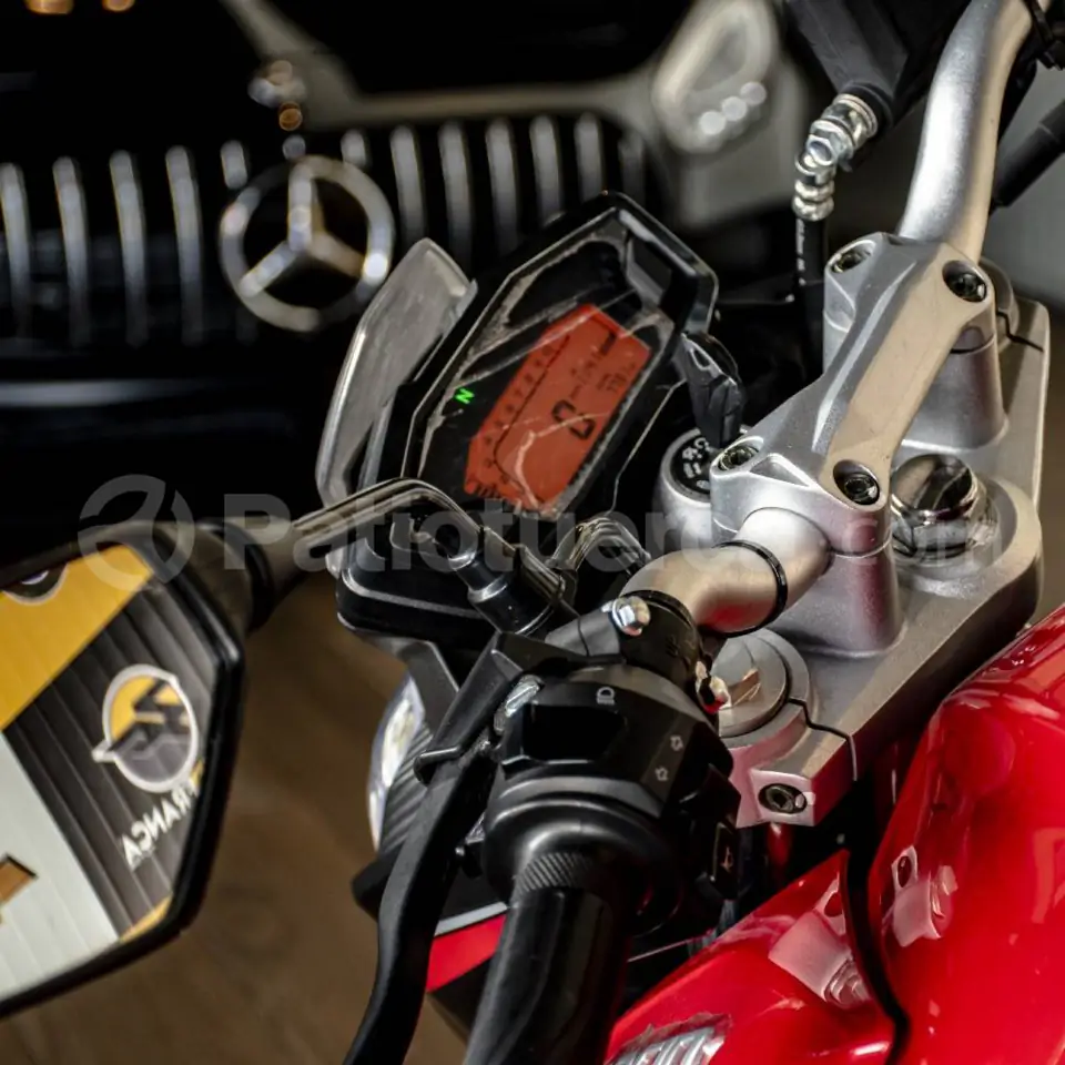 Foto 4 de Loncin LX 300 CR6