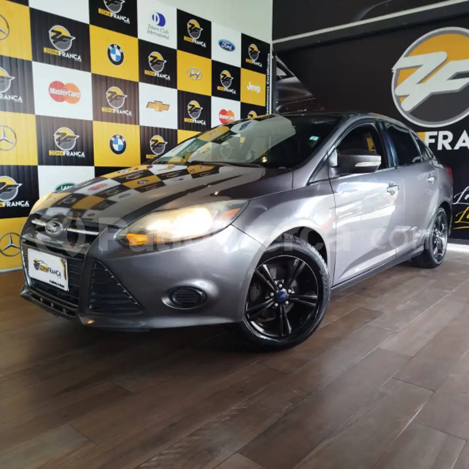 Foto 1 de Ford Focus