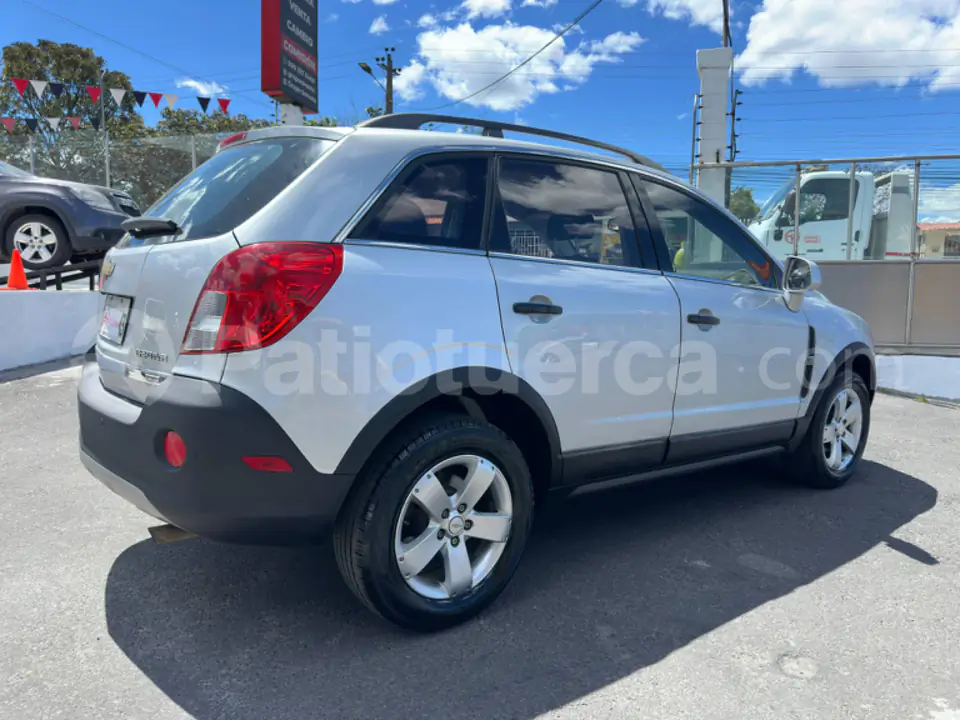 Foto 4 de Chevrolet CAPTIVA SPORT LT