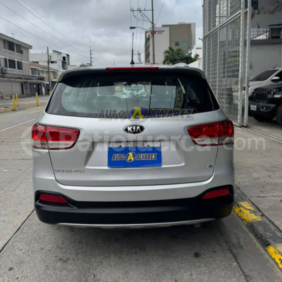 Foto 2 de Kia Sorento