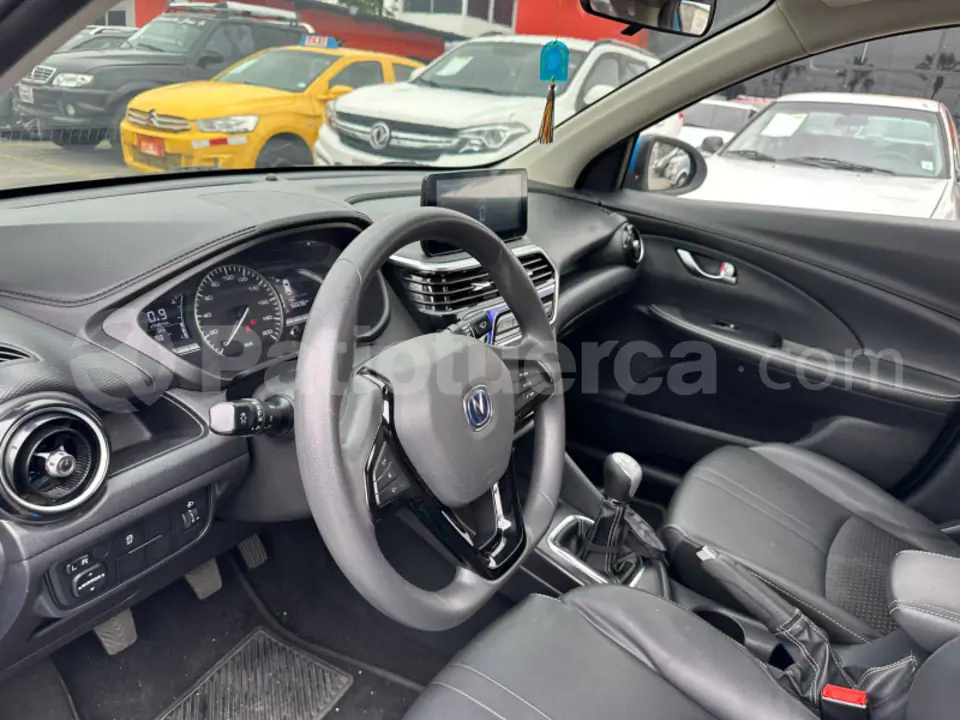 Foto 6 de Changan Alsvin