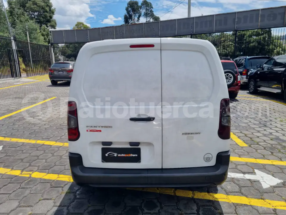 Foto 6 de Peugeot PARTNER PRO LG