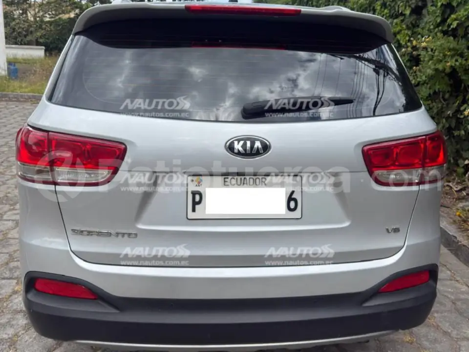 Foto 2 de Kia Sorento