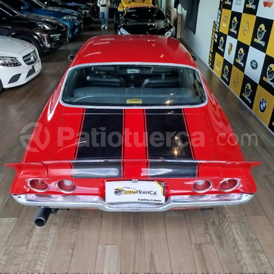 Foto 12 de Chevrolet Camaro SS