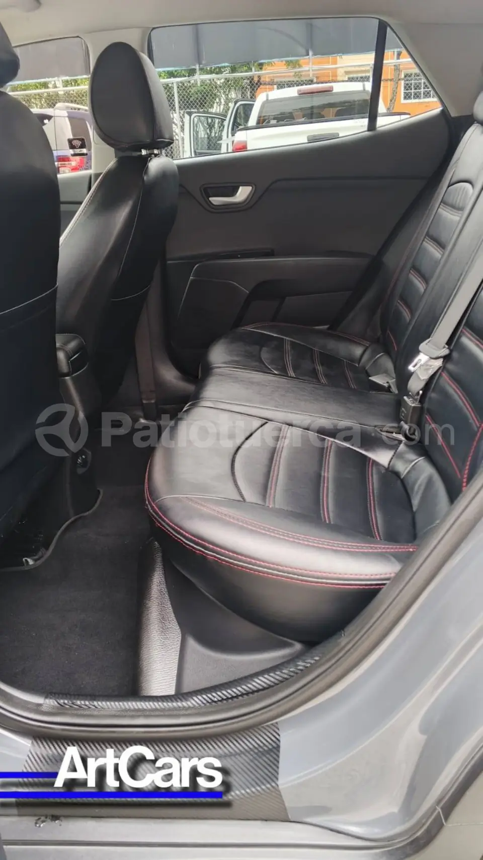 Foto 4 de Kia Stonic LX