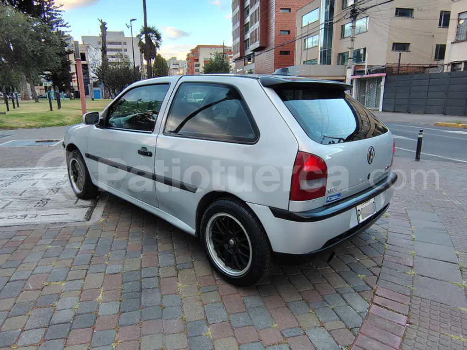 Foto 3 de Volkswagen Gol 1.8