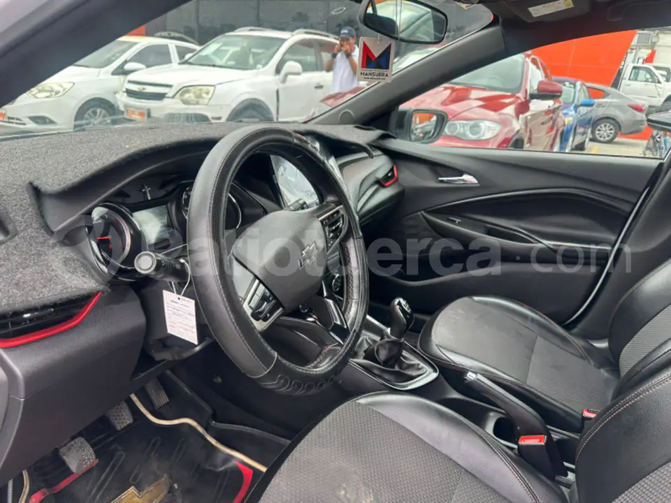 Foto 2 de Chevrolet ONIX RS