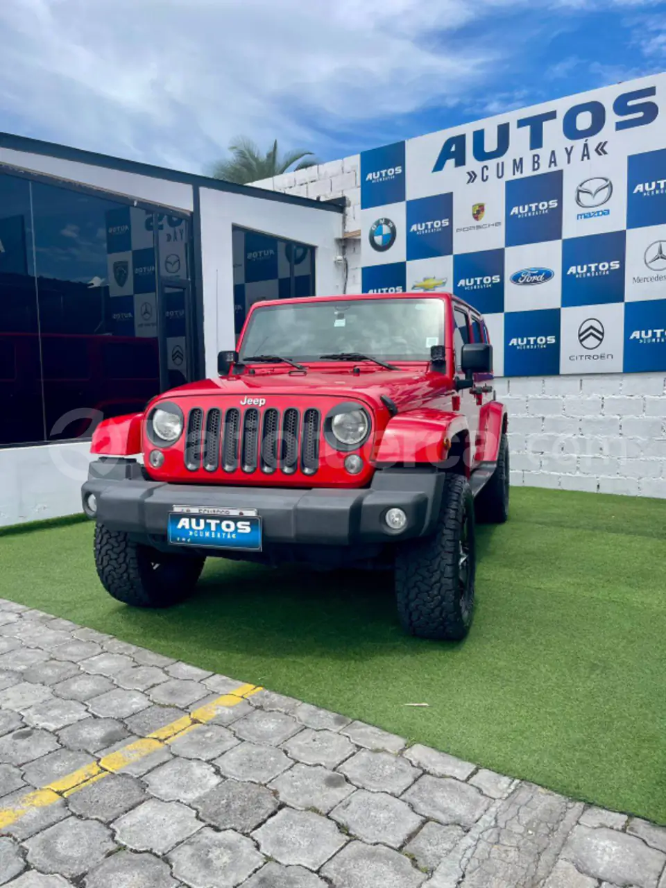 Foto 2 de Jeep Wrangler Sahara