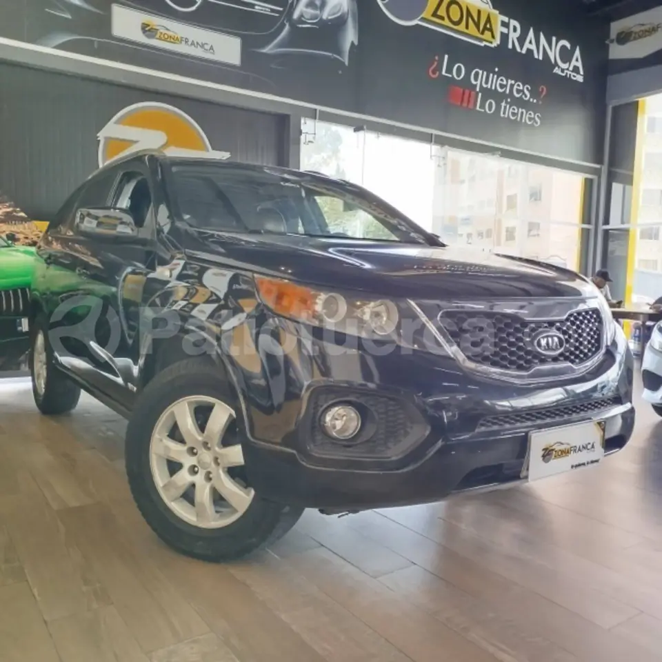 Foto 10 de Kia SORENTO GLS