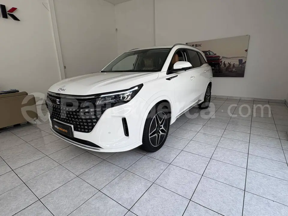 Foto 2 de DFSK E5 Supreme