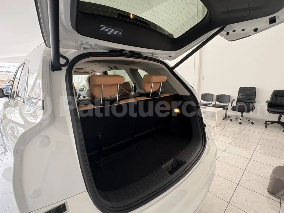 Foto 10 de DFSK E5 Supreme