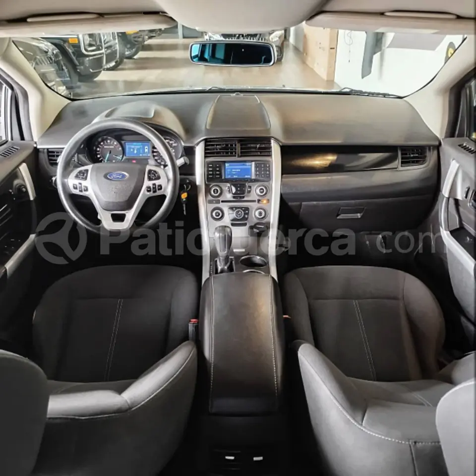 Foto 7 de Ford Edge SE