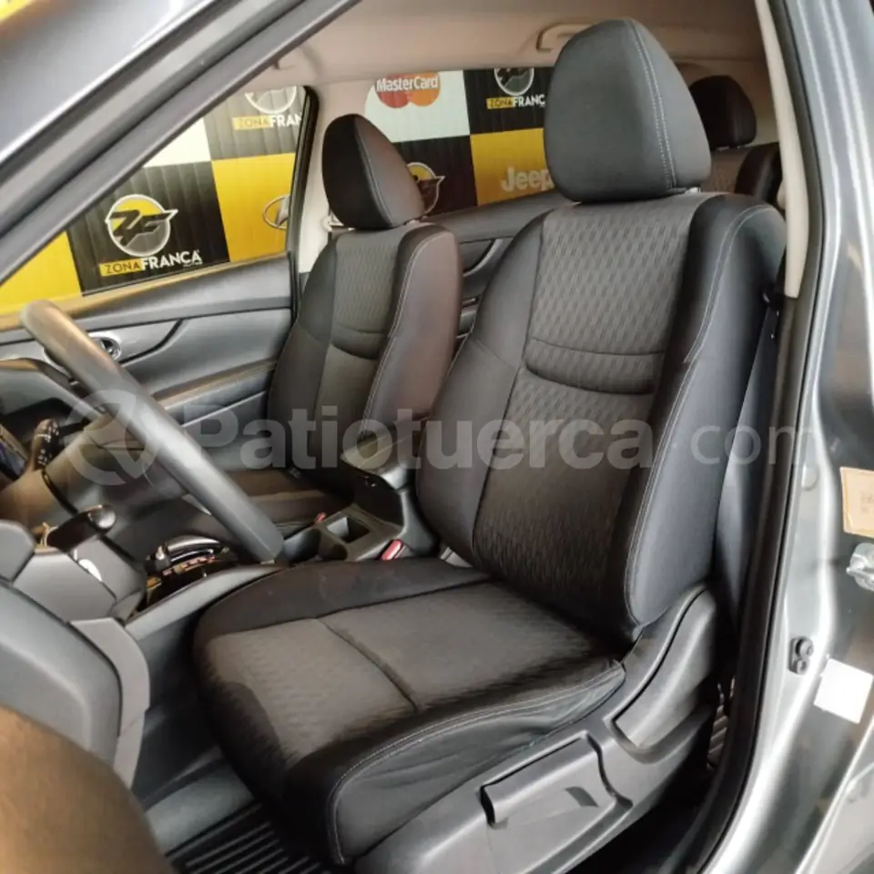 Foto 5 de Nissan X-Trail Sense 2 Row