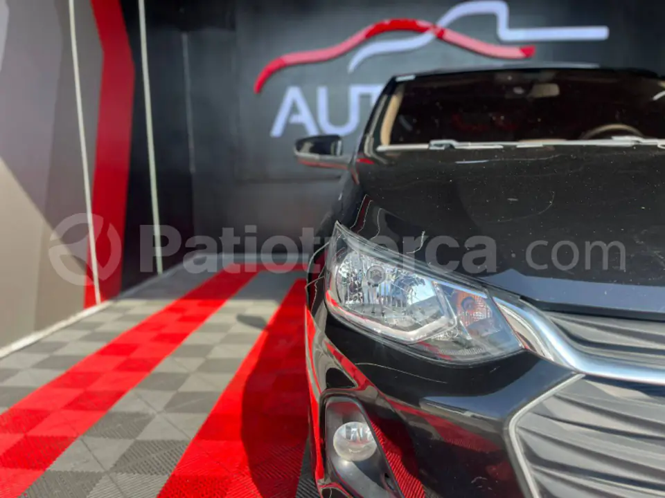 Foto 4 de Chevrolet ONIX