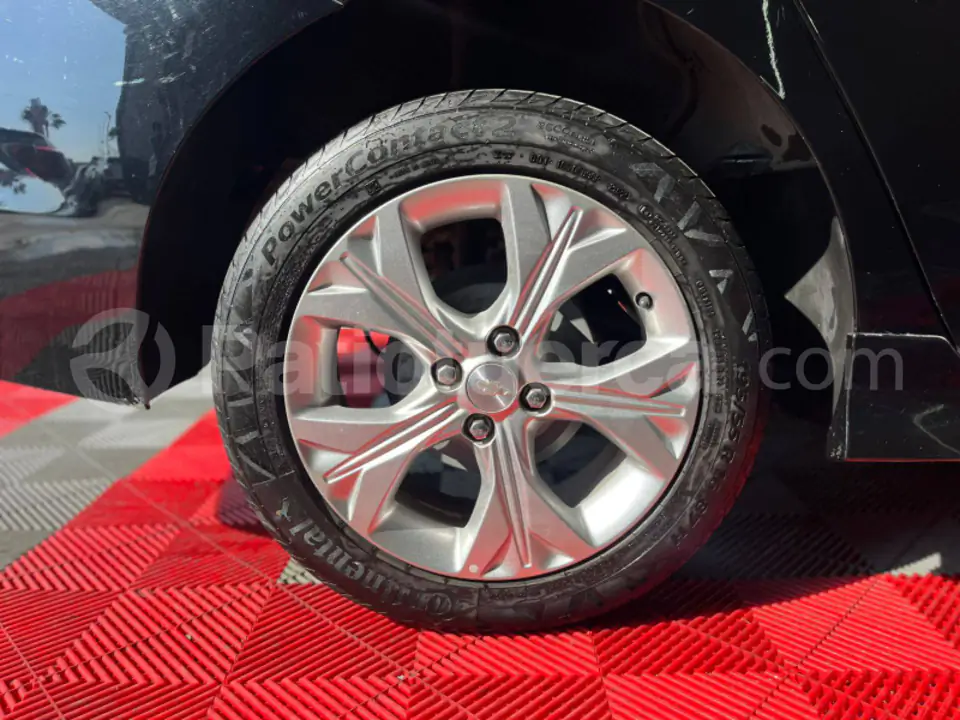 Foto 9 de Chevrolet ONIX LT TURBO