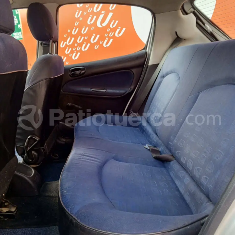 Foto 8 de Peugeot 206