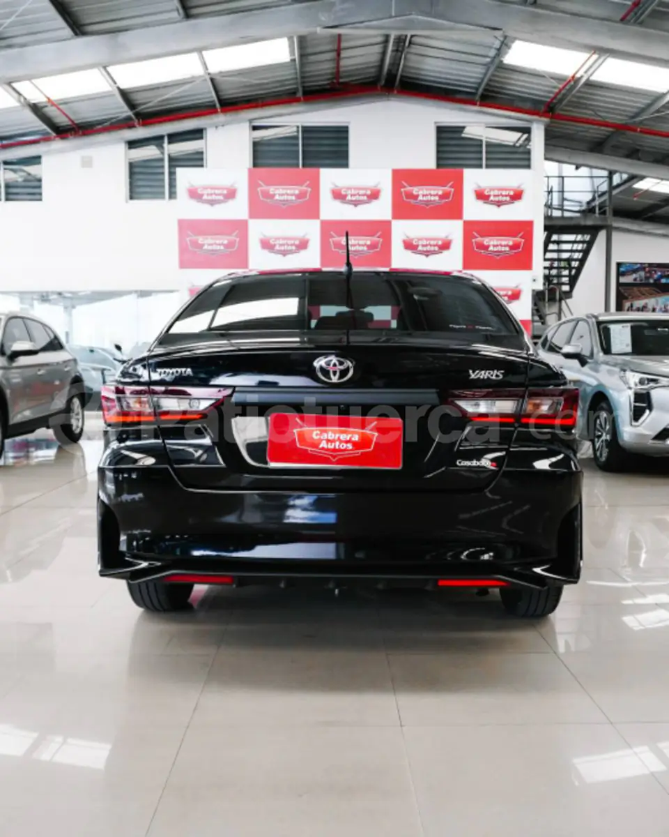 Foto 9 de Toyota New Yaris