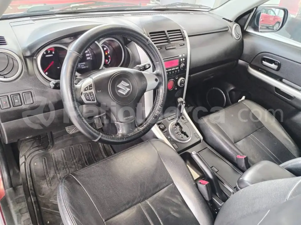 Foto 8 de Suzuki Grand Vitara SZ 2.4